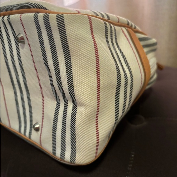 BURBERRY BOWLER BAG (authentic) - Picture 7 of 15